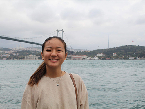Lina Zhao in front of the Bosphorus in Istanbul