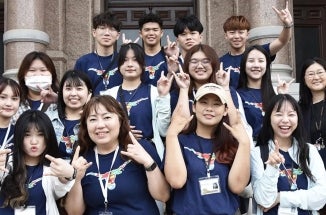 At The University of Texas at Austin, a vital part of the School of Nursing’s global engagement efforts comes from the Visiting Scholars Program. 