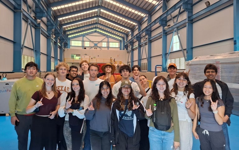 A group photo of students in Panama showing their Longhorn pride