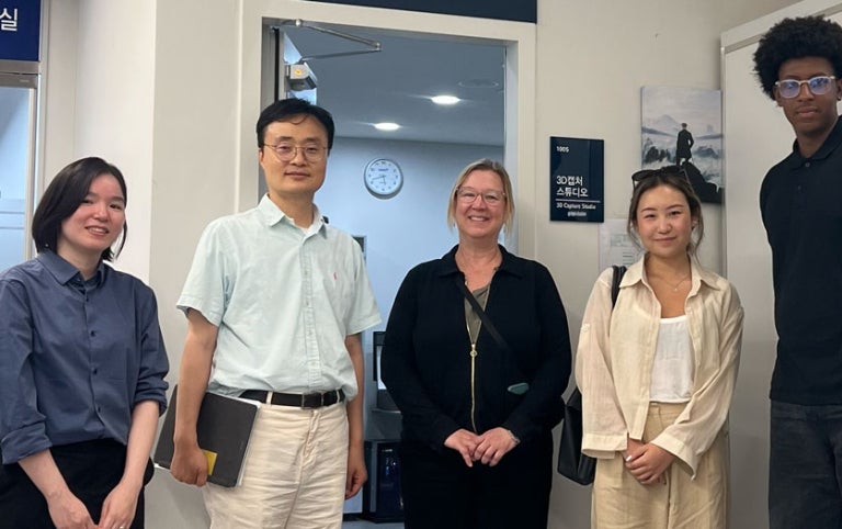 Seoul medical technology program participants smile