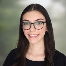 headshot of Veronica