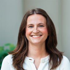 Headshot of Alexis