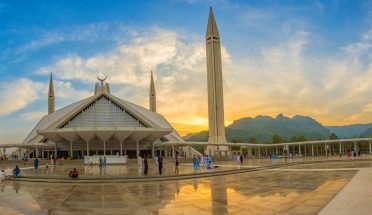 A mosque in the capital city of Islamabad in Pakistan, at sunset