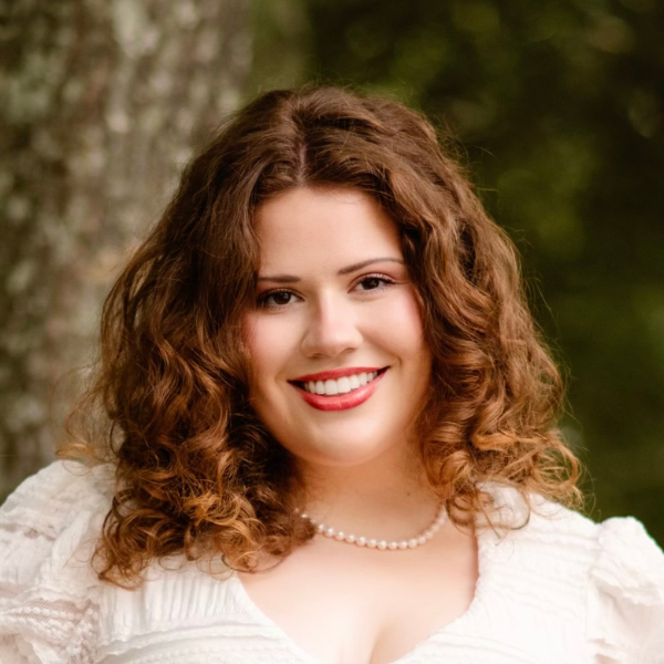 Ava DiAnna Edwardson Headshot