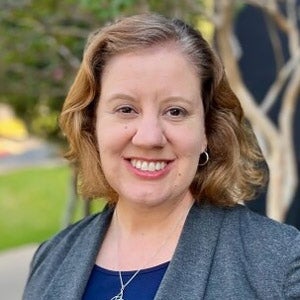 Dr. Rachel Wellhausen