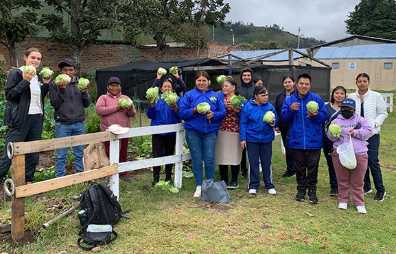 The garden is partially supported by Ecuador’s Ministry of the Environment, one of many groups helping with the plan, whose stakeholders also include psychologists, physical therapy and education interns, and bus drivers who transport children to the therapy facility. 