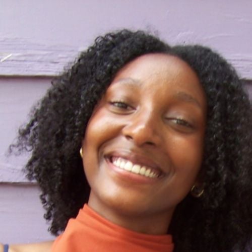 profile headshot of peer mentor Heavenly-Jade Diamba